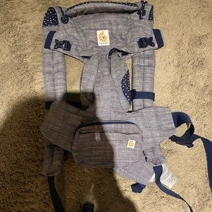 Ergo baby carrier
